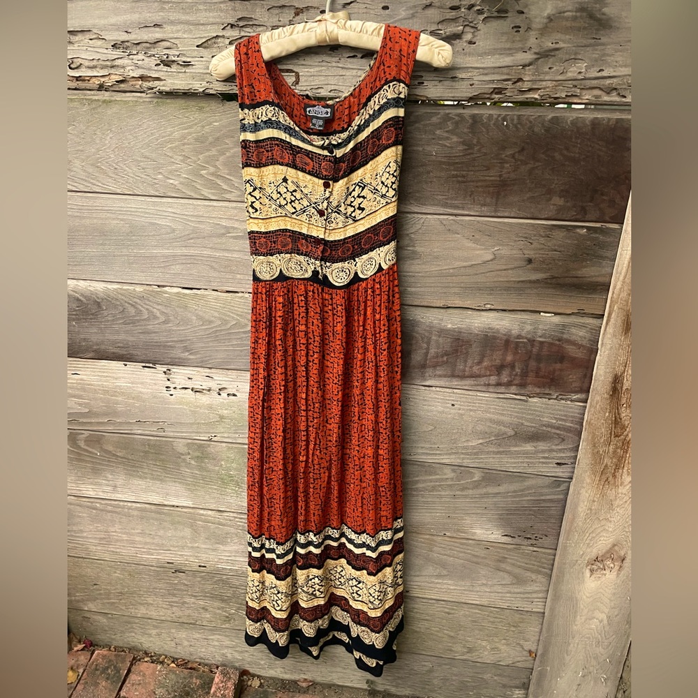 Perfect for Fall. 💯 % rayon dress made in India